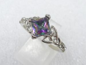 色石　指輪(18号)